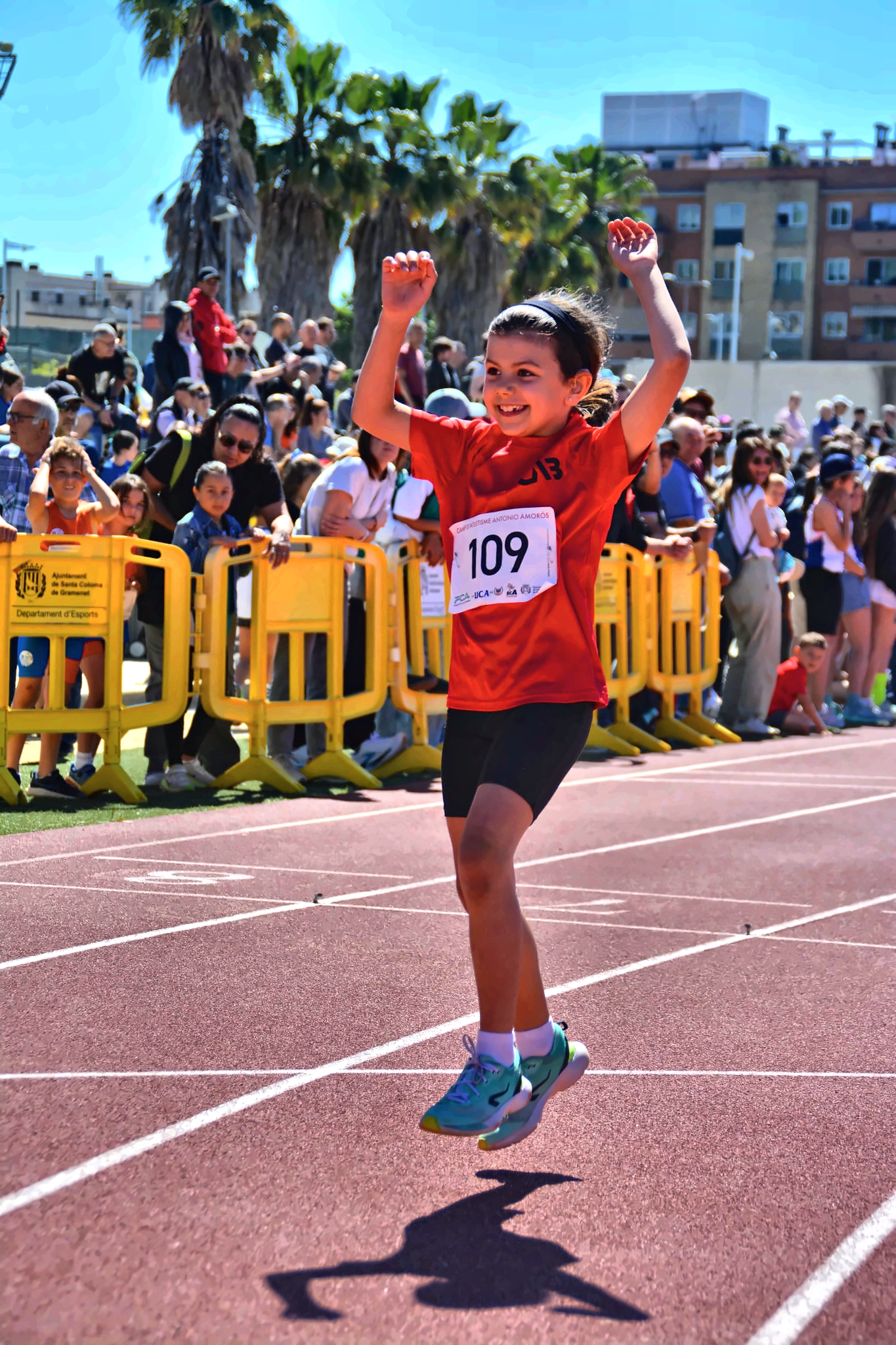 Club Atletisme Badalona - Escola